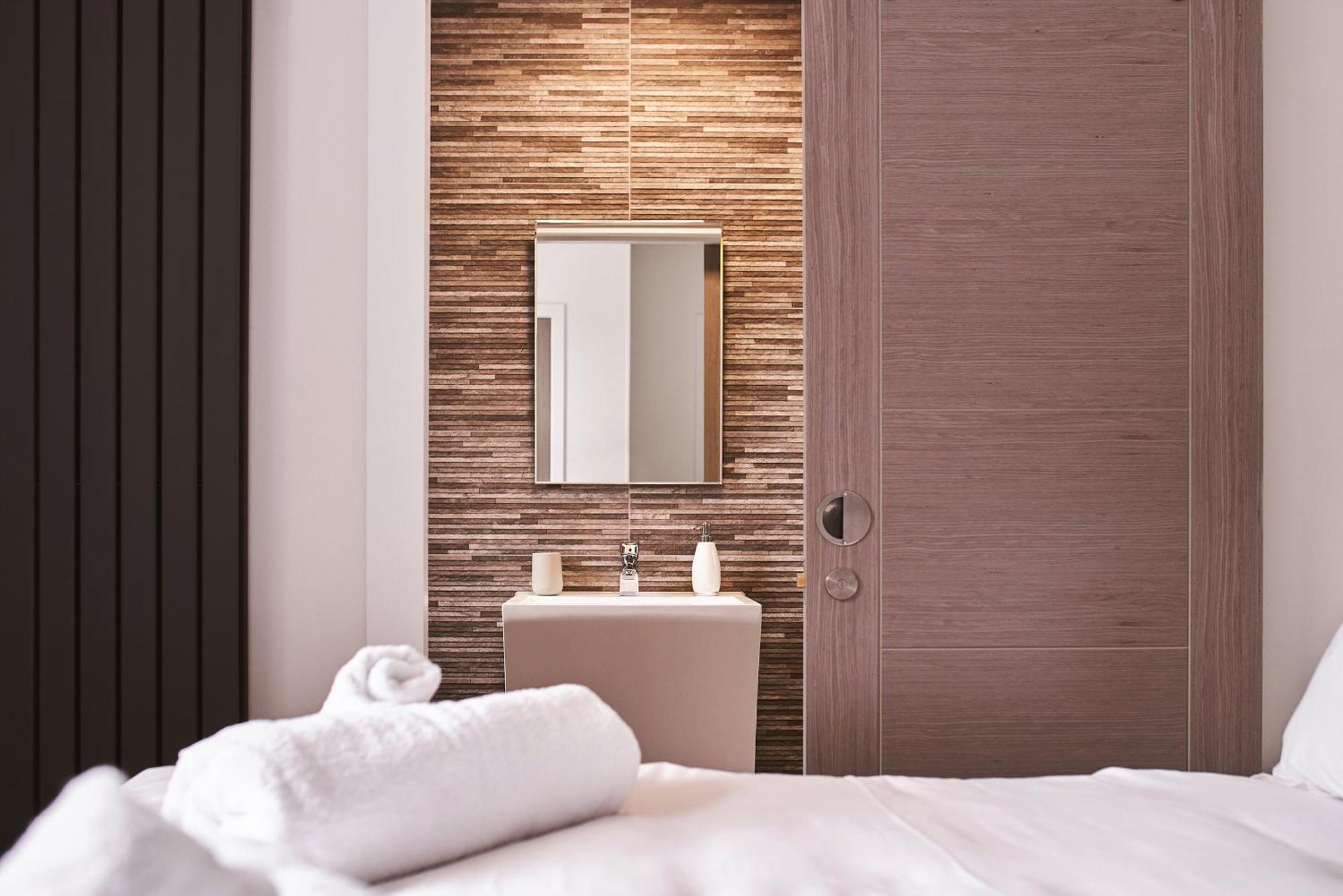 Harbour Breeze - Contemporary Waterside Bolthole On Torquay'S Iconic Marina Apartment Екстериор снимка