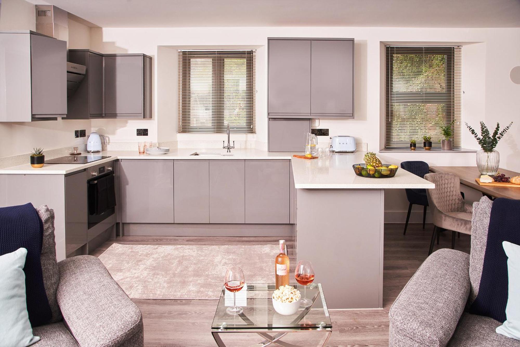 Harbour Breeze - Contemporary Waterside Bolthole On Torquay'S Iconic Marina Apartment Екстериор снимка