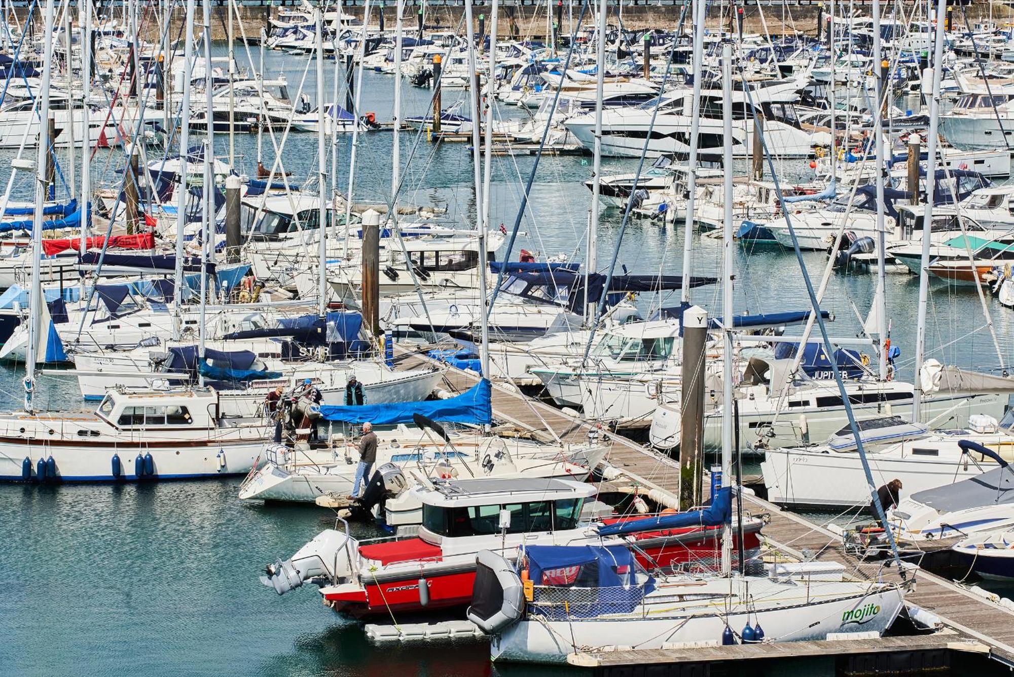 Harbour Breeze - Contemporary Waterside Bolthole On Torquay'S Iconic Marina Apartment Екстериор снимка